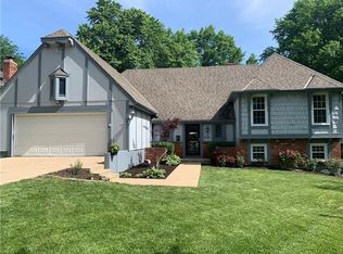11118 W 99th Pl, Overland Park, KS 66214
