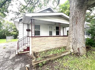 2745 Brown St, Flint, MI