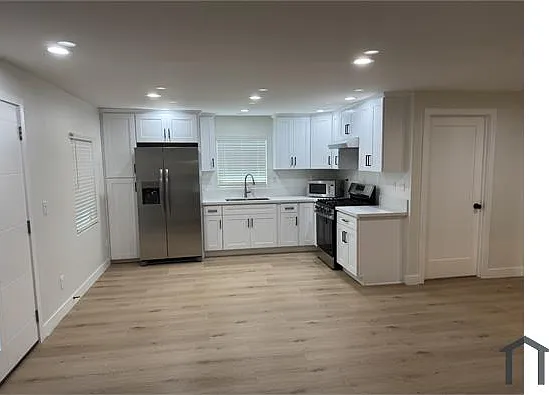 4011 E Cesar E Chavez Ave #1 — Photo 1