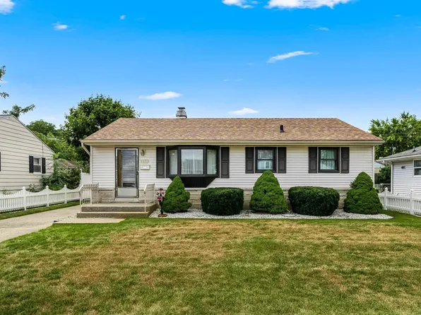 1413 N Iowa St, South Bend, IN 46628