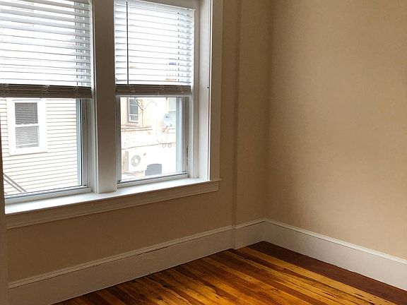 5th image of 2 Littles Ln APT 20