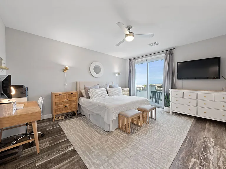 428 Vigo Port St — Photo 36