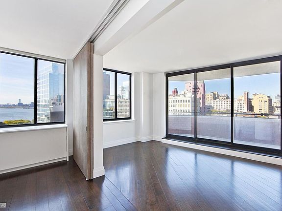 2nd image of 677 Washington St #9A