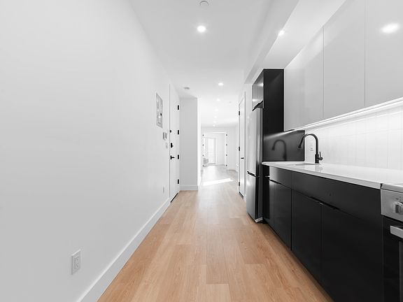 3rd image of 1042 President St #8I
