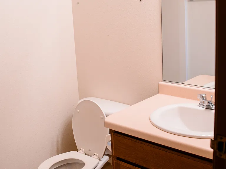 Full bath in master suite