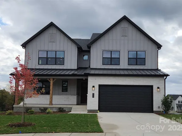 550 Tonka Path, Tega Cay, SC 29708