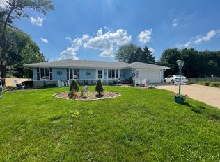 4653 Hans Ln, Machesney Park, IL 61115
