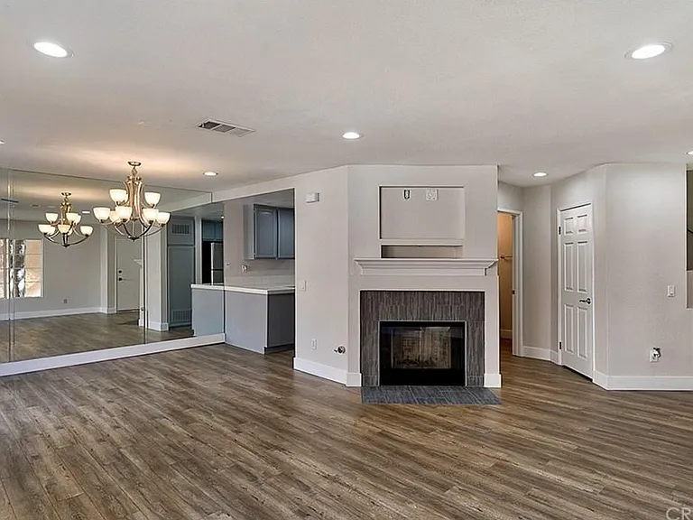 25136 Steinbeck Ave #D — Photo 2