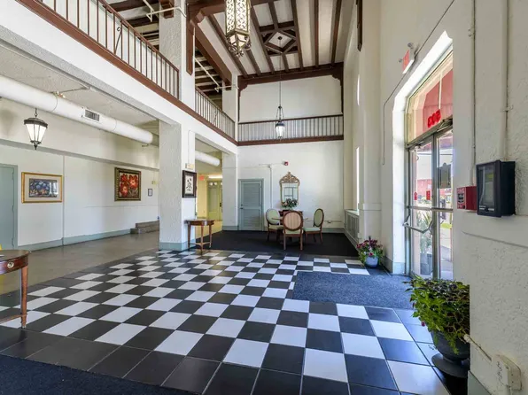 Kinston Hotel Apartments