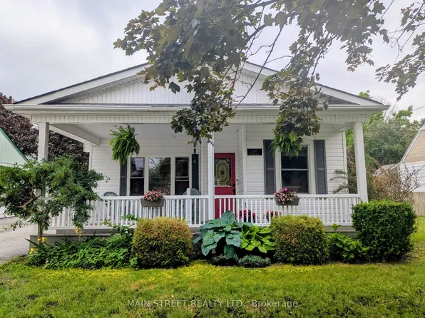 120 Planks Ln, Uxbridge, ON L9P 1K6