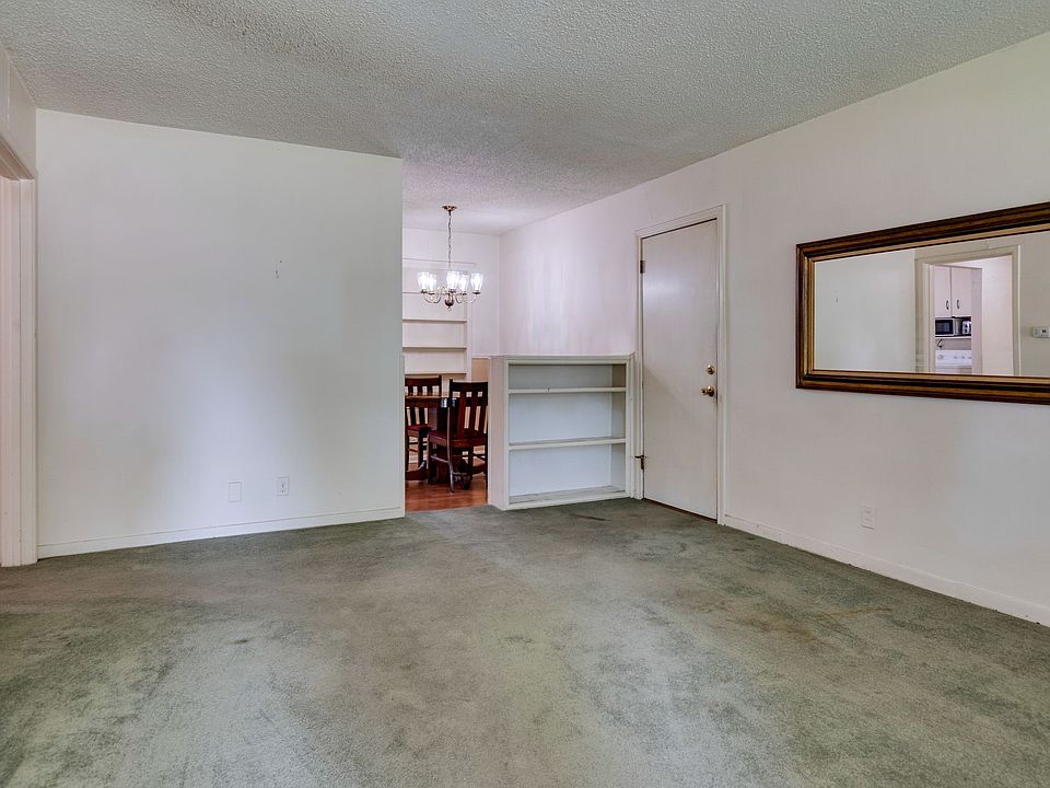 5205 Roxie St, Fort Worth, TX 76117 | Zillow