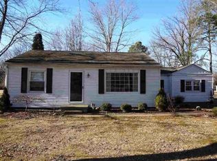 2724 N Court Dr, Evansville, IN