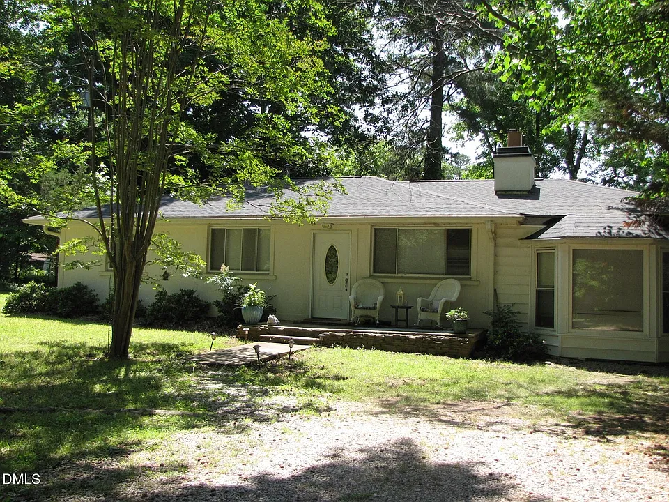 3608 Knollwood Dr