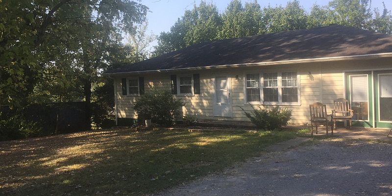 1st image of 701 Prince St