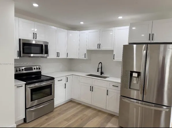 2511 Atlantic Ave, Opa Locka, FL 33054