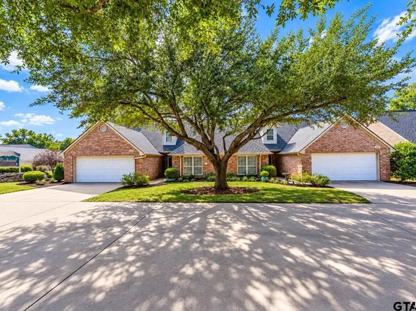 407 4th St Unit 323 & 325, Chandler, TX 75758