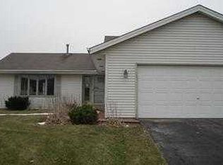 7185 Thomas Dr, Loves Park, IL 61111