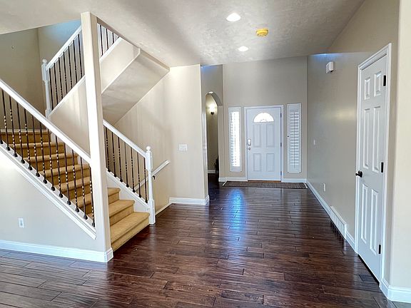 4th image of 13178 S Woodridge Oak Dr E
