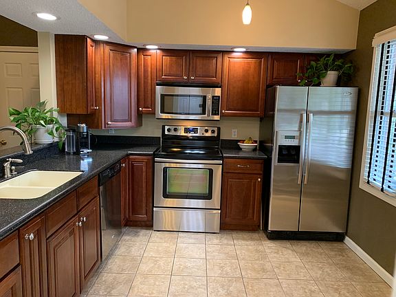 2nd image of 1707 E Camby Ln