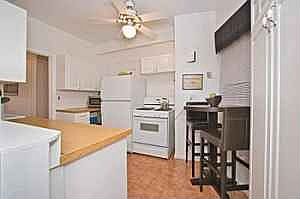 2nd image of 305 W 86th St #1-D