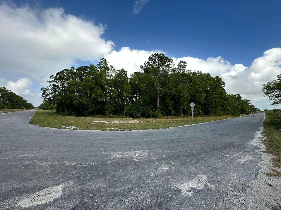 2nd image of Xxxx Hamlin Boulevard