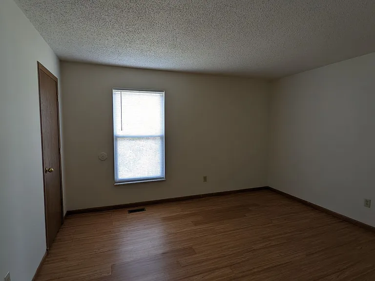 222 Baker St — Photo 8