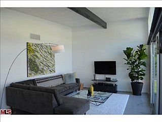 4th image of 2135 Jacques Dr