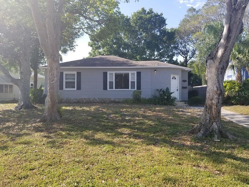 1st image of 530 39th Ave NE