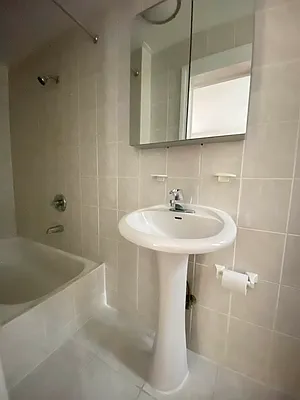 Rented by Oxford Property Group | media 3