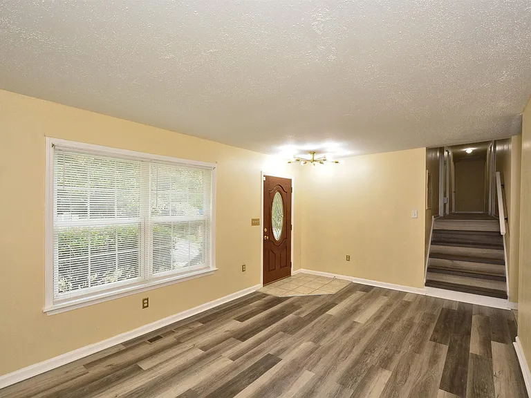 17211721 Maralyn Dr — Photo 7