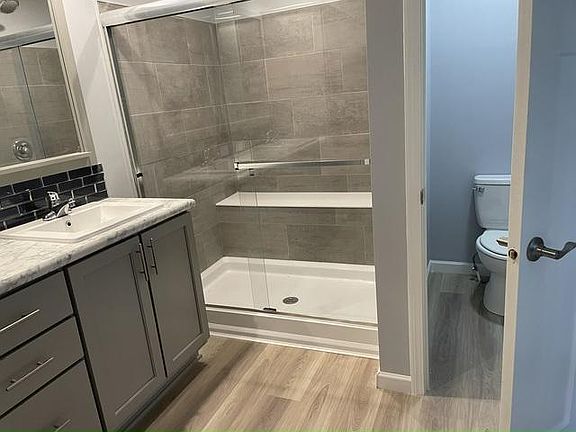 3rd image of 466 Bimini Cay Cir
