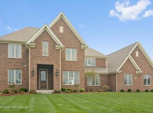 23245 N Enclave Rd, Lake Barrington, IL 60010