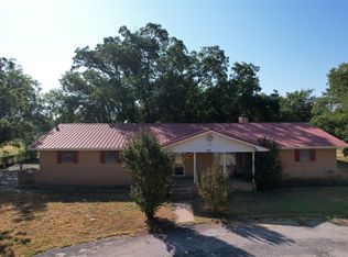 118 N Crescent St, Gorman, TX 76454