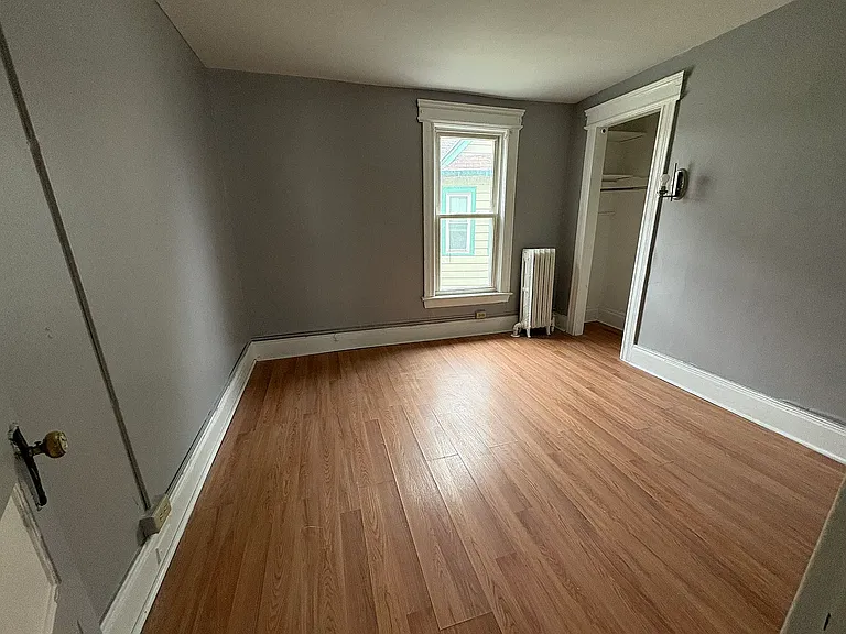 367-69 Furman St #2 — Photo 5