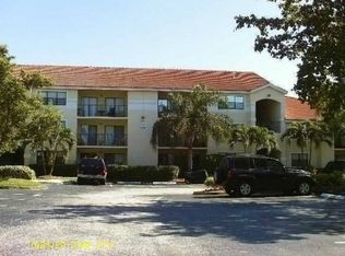 1405 S 28th Ave, Hollywood, FL 33020