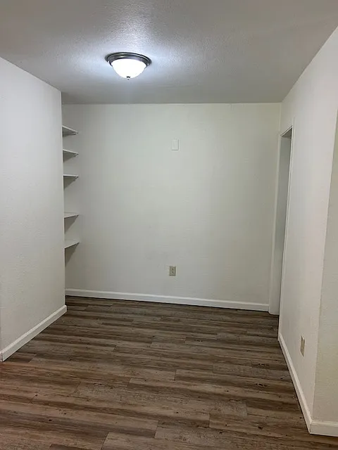 Building Photo - 144 Dolores Dr #144