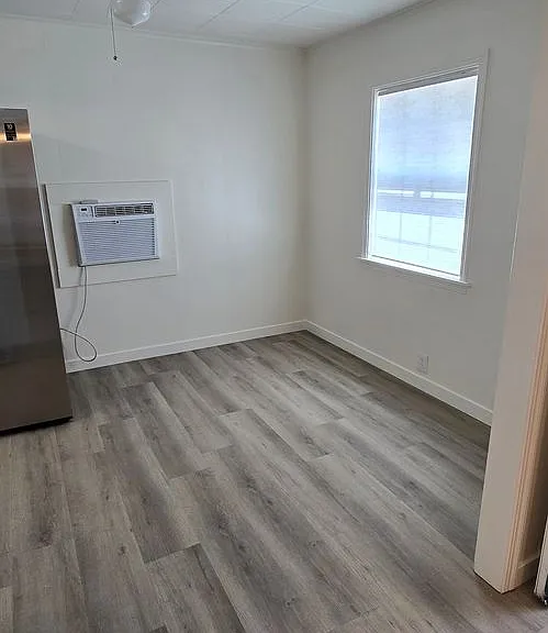 6505 Marchant Ave — Photo 27