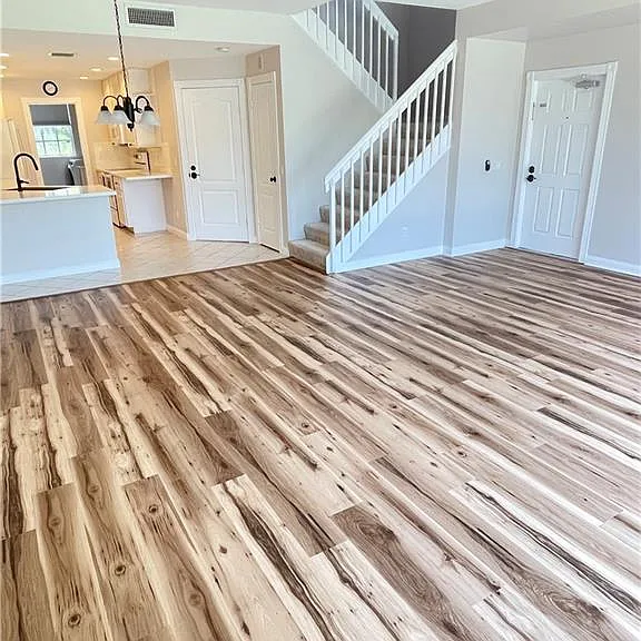 5669 Cove Cir — Photo 5