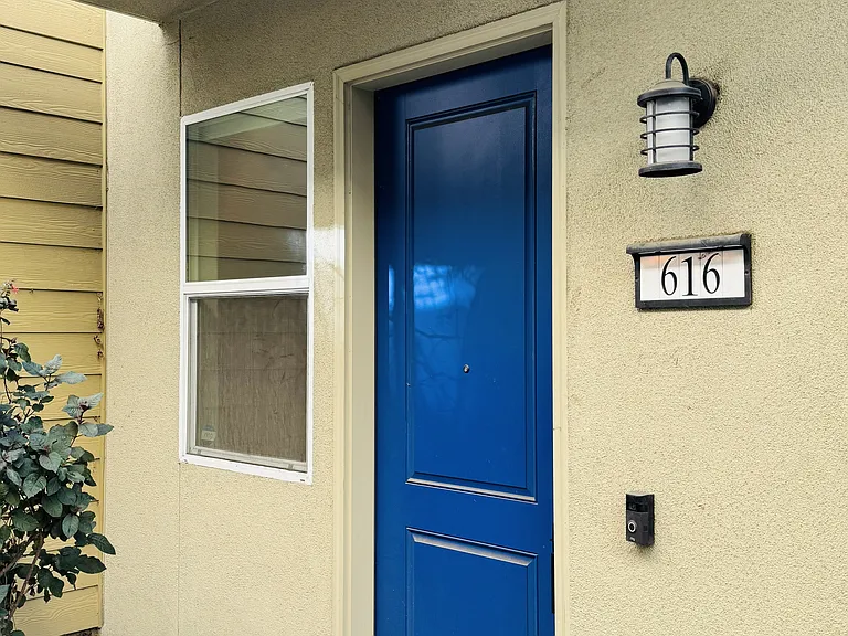 616 Coco Ct — Photo 1