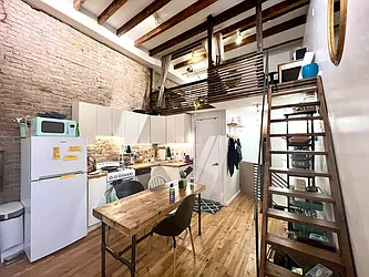 Rented by Nolita Group