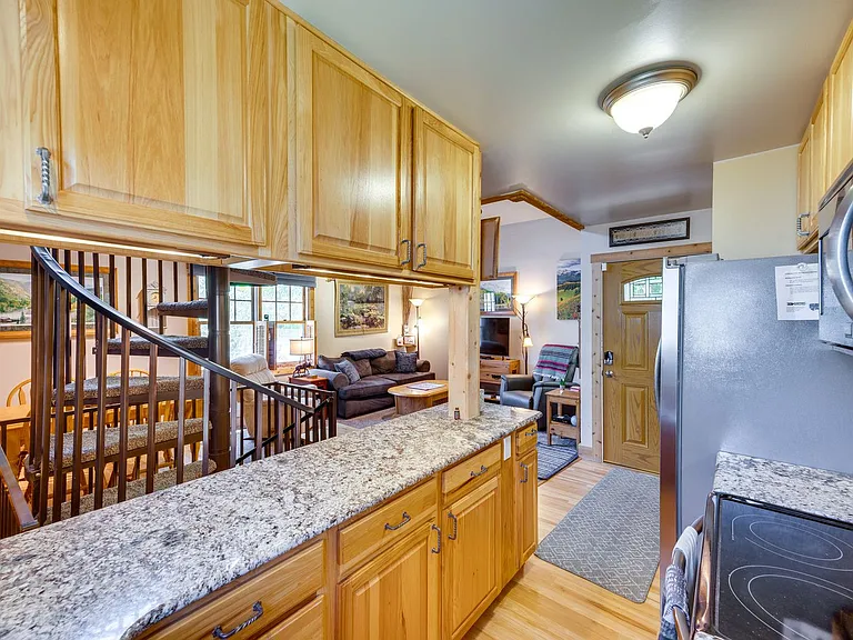 619 N Corona St #ID1546338P — Photo 10