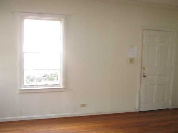 5th image of 713 Cannon St