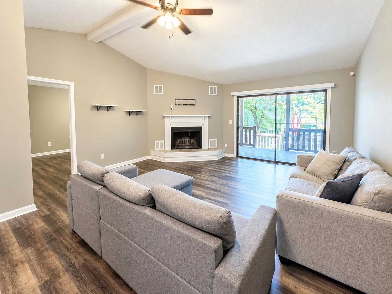2 Bedroom Condo Minutes from Clemson University — Photo 4