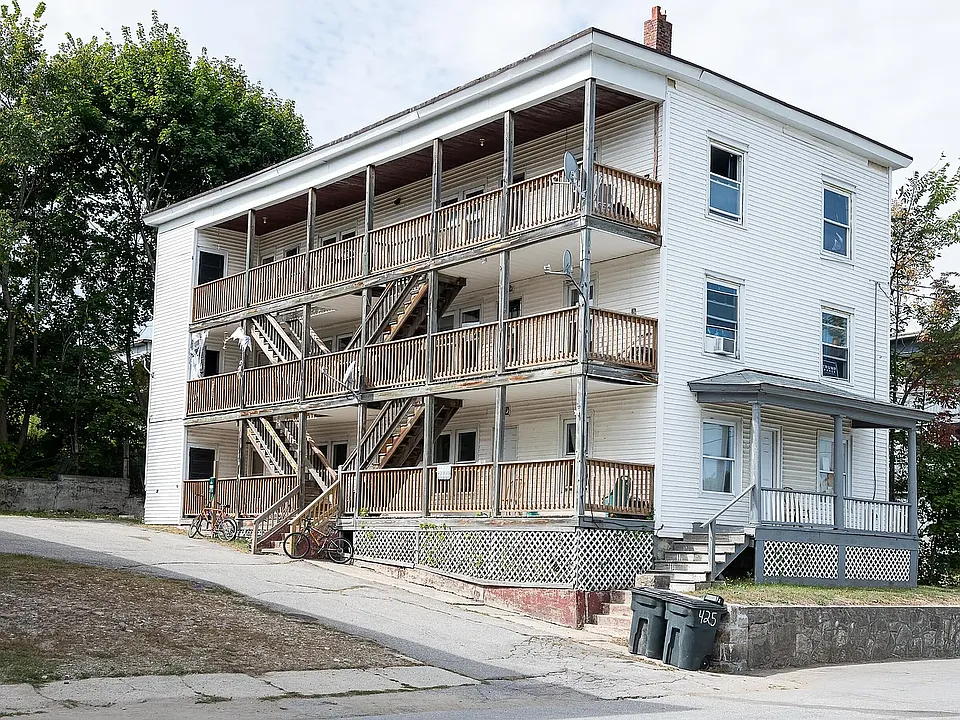 425 Cumberland St #1B