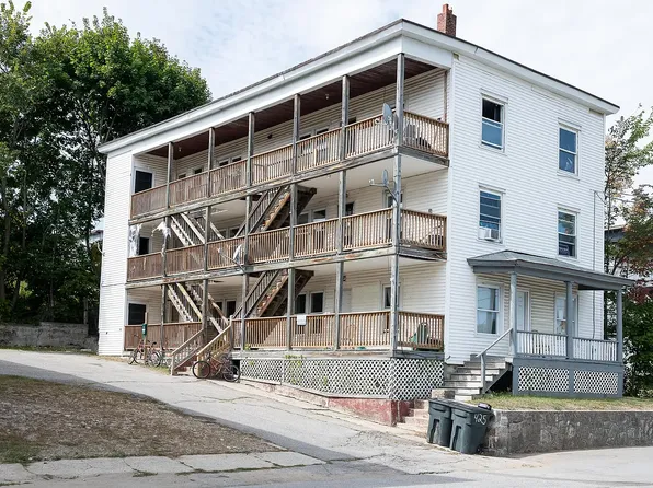 425 Cumberland St #1B, Rumford, ME 04276
