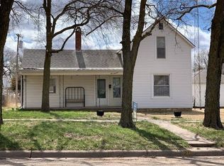 219 W Yauger St, Lincoln, KS 67455