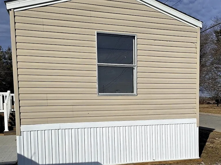 103 S Haynes St — Photo 12
