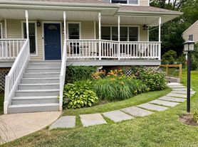 63A Cannon Ct, Huntington, NY