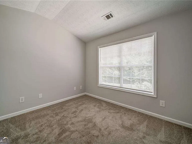 132 Diamond Ridge Ave — Photo 32