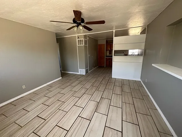 1625 N Roosevelt St — Photo 2